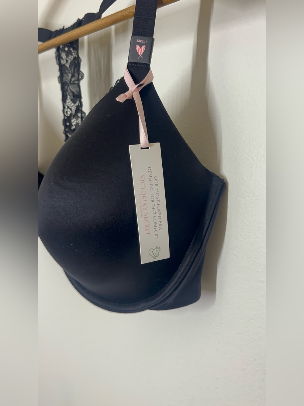 Victoria’s Secret Body by Victoria 38DDD Full Coverage Bra Black Lace Back NWT - Picture 7 of 11